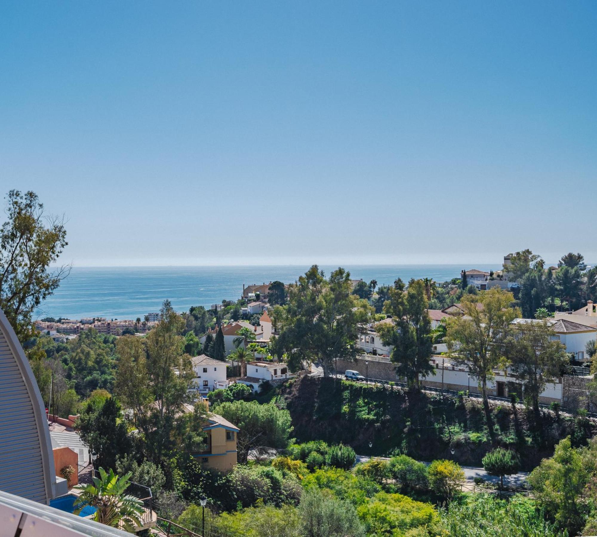 Private Luxurious Hillside Villa With Pool & Sea Views For 8 To 10 Ppl Fuengirola Bagian luar foto
