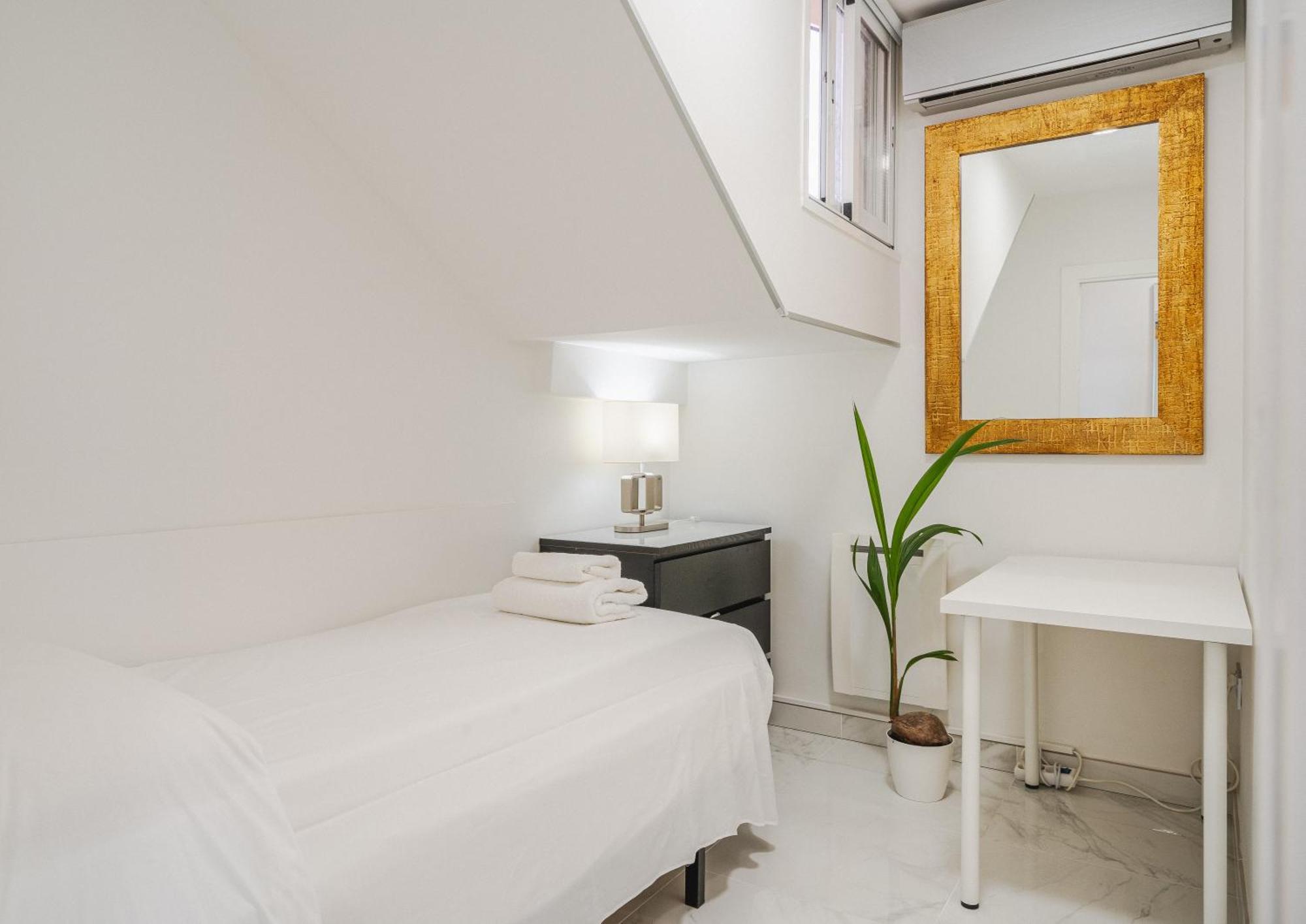 Private Luxurious Hillside Villa With Pool & Sea Views For 8 To 10 Ppl Fuengirola Bagian luar foto