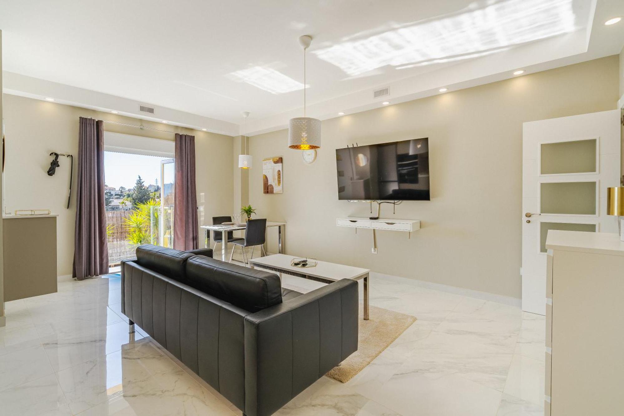 Private Luxurious Hillside Villa With Pool & Sea Views For 8 To 10 Ppl Fuengirola Bagian luar foto